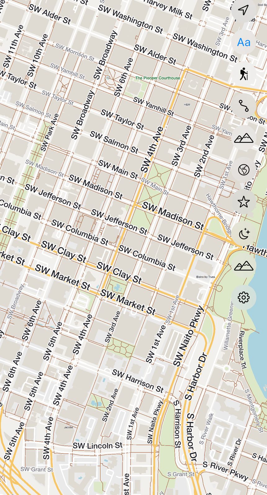 Downtown Portland with dense, stable street labels